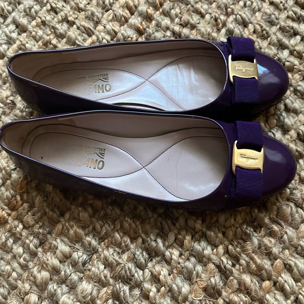 Salvatore Ferragamo flats size 38